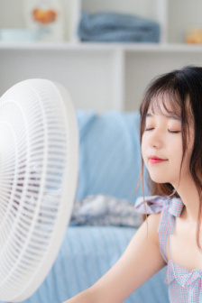 吴启华倚天屠龙记